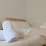 شقة Sunflower