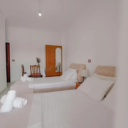 Sunflower Apartment Ksamil