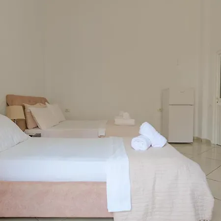 Sunflower Apartment Ksamil